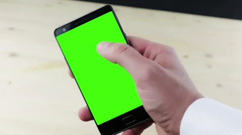 Man hands using a smart phone for write text messaging with chroma key Stock-Footage 62284312