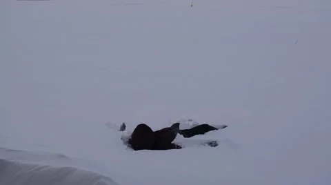 Man has an accident on a snow 스톡 동영상 62369322