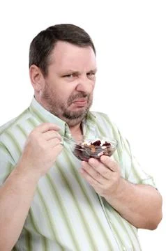 Man has a deep-seated aversion to beet salad Stockfoto's