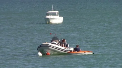 A man has difficulty to unship Stock Footage 67382189