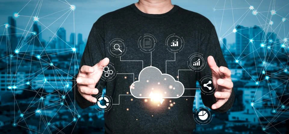 Man holding cloud computing diagram show on hand. Data storage.Cloud techno.. Foto stock