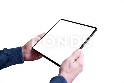 Man holding tablet with isolated background and screen for mockup PSD-Vorlage