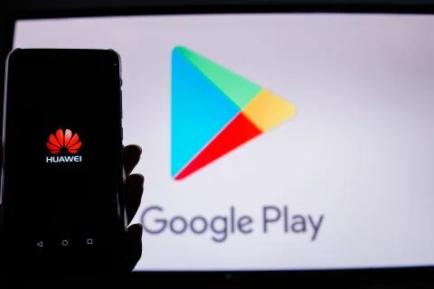 A man holds an android-smartphone Foto stock