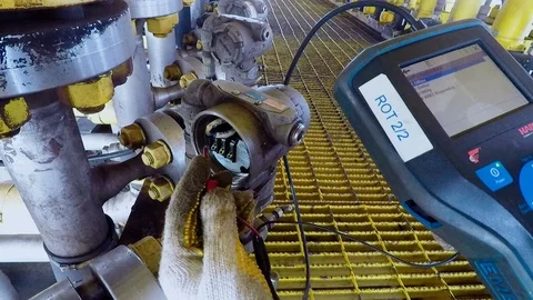 Man Hook communication to transmitter Stock Footage 87497796