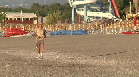 Man jogging on beach. Stock Footage 11496354