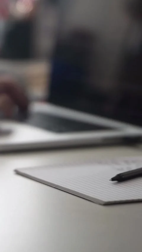 Man journaling thoughts into notebook 스톡 동영상 304093622