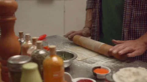 Man kneading dough with roller knead Vidéo 75166757