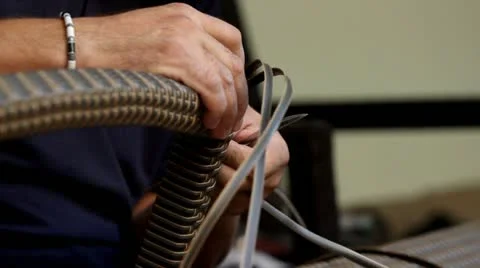 Man knitting rattan Video stock 20918791