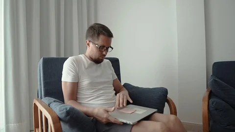 Man with laptop in chair. Stock Footage 101522168