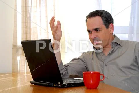 Man with laptop Stock Photos