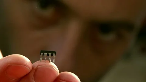 A man look at the chip  (ver.1) Video stock 7760031