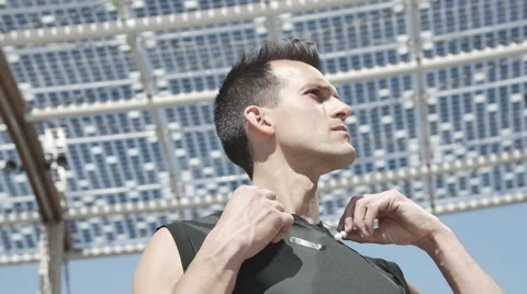 Man looking in the future 스톡 동영상 51100359