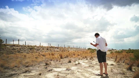 Man lost in desert. Lost man Stock Footage 26599072