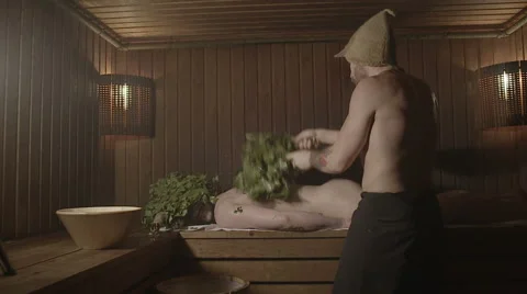 Porno filmlarda tahqirlangan ayollar