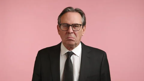 Man Making Cut-Throat Gesture in Disagreement Video stock 262083992