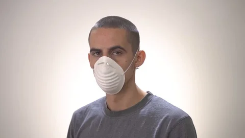Man with mask STOP virus Vídeos de archivo 127591125