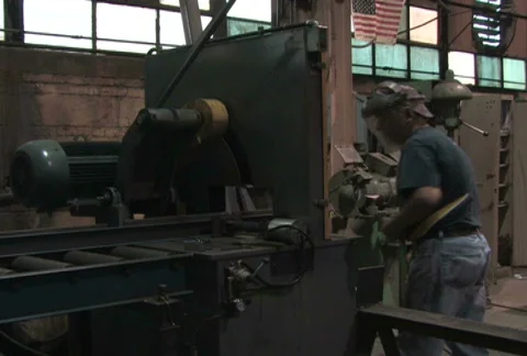 Man Operates Machine 1 Video stock 284288