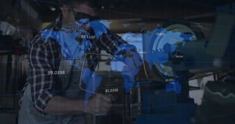 Man operating bench vise on metal rod in factory, showcasing digital map Vidéo 307448525