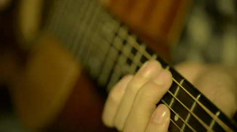 Man playing classical guitar 库存影片 32502247