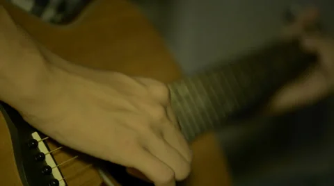 Man playing classical guitar 库存影片 32502314