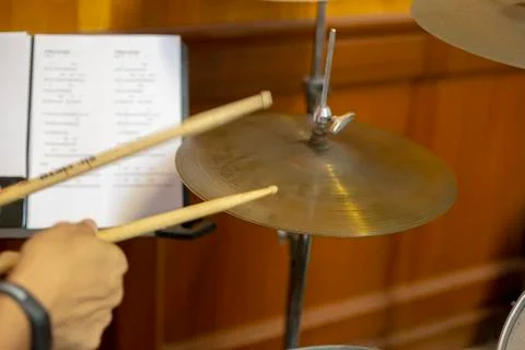 A man playing drum Foto stock