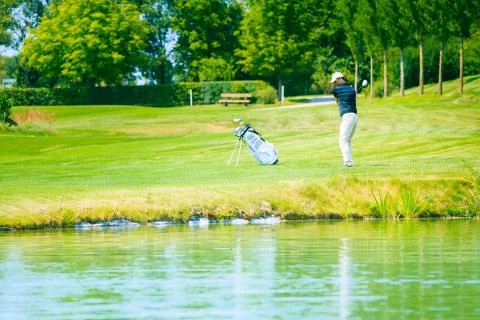 Man Playing Golf 스톡 사진