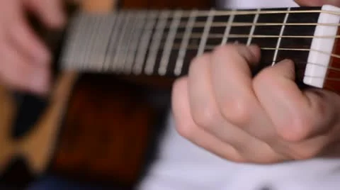 Man playing guitar close up Vídeos de archivo 22009875