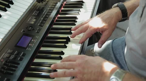 Man playing keyboard Stock Footage 40522153