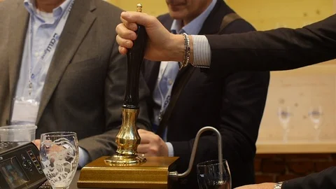 A man pour draft beer Stock Footage 119591738