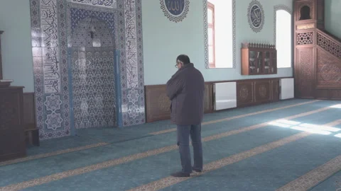 A man praying at mosque. Stock Footage 144112907