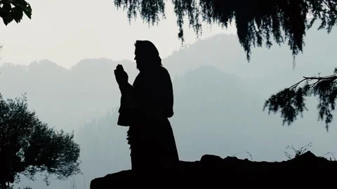 Man Praying Mountain Silhouette. Video stock 306653058