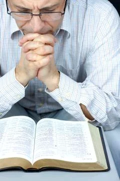Man praying Stock Photos