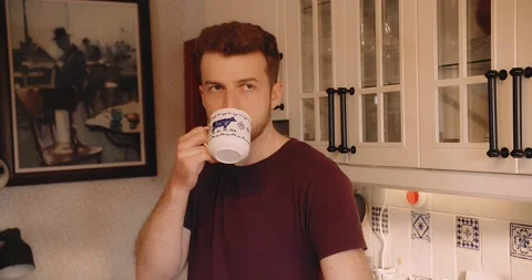 Man preparing Coffee Tea Kitchen Relaxed Perfect Morning at Home Vídeo Stock 195288531