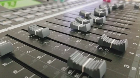 Man is pushing knobs on audio mixer Vídeo Stock 86419001