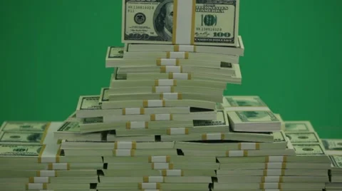 Man Puts Dolars in a Heap Vidéo 10851037
