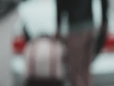 A man puts the suitcases in the trunk of a car Video stock 80492995