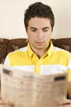 Man reading newspaper Foto stock