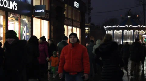 Man revolves around himself  in Kyiv (Khreschatyk str.), Timelapse Full HD 1080p Video stock 33783732