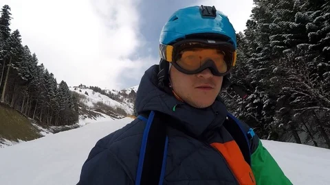 Man rides on a snowboard Video stock 86325380