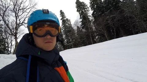 Man rides on a snowboard Video stock 86325403