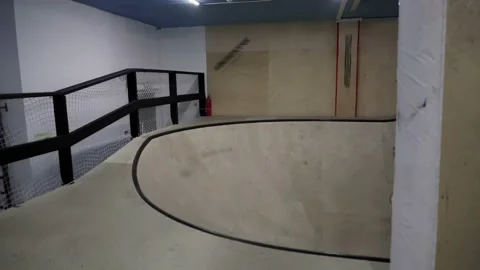 Man on the rollers performs tricks with a slip Stock-Footage 102135731