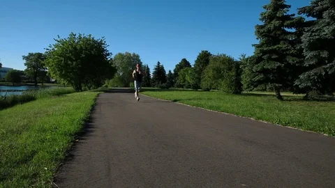 The man on a run in the morning Stock Footage 76816983