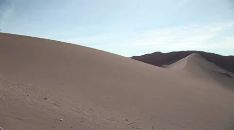 MAN RUNNING IN DESERT Stock Footage 25421202
