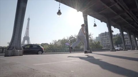 Man running in Pari, slow motion  動画素材 96412768