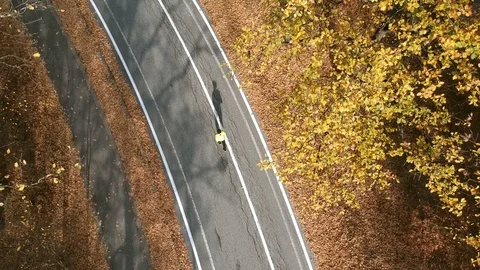 Man running in the park Video stock 98585438