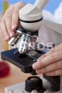 Man scientific research in a laboratory Stock Photos