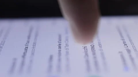 Man scroll google e mail app on smartphone. phone e mail app. Stockbeeldmateriaal 224093195