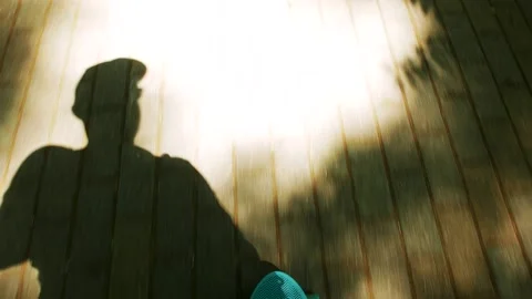 Man shadow riding skateboard Vidéo 160642767