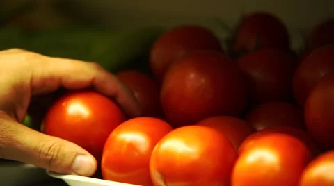 Man shopping tomato Stock Footage 53195311