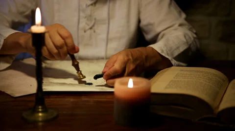 Man signs an document Video stock 29187744